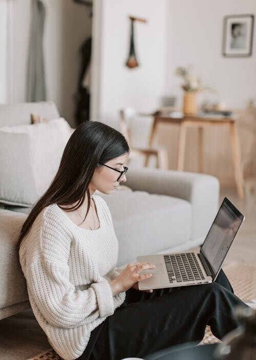 40 yas üstü TikTok kullanıcı içerik üretiçi